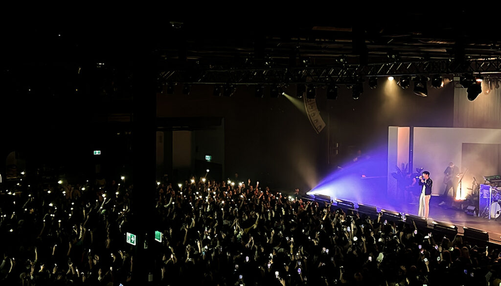 ERIC NAM PERFORMS IN TORONTO FOR "HOUSE ON A HILL" TOUR