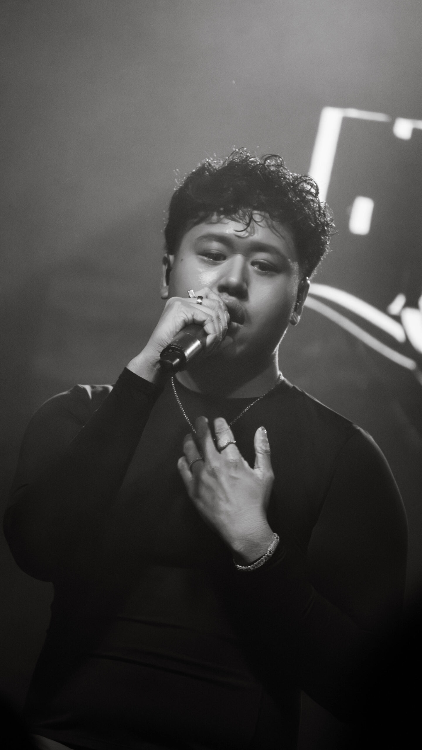 ETHAN LOW ENDS THE “my confessions” TOUR AT THE MOD CLUB IN HIS HOMETOWN TORONTO